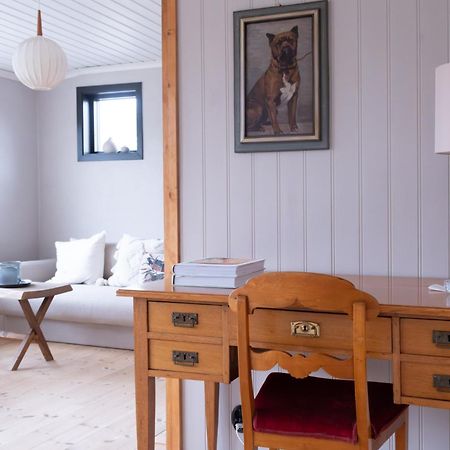 Lovely, Bright Apartment Overlooking Nature Фискебекскиль Экстерьер фото