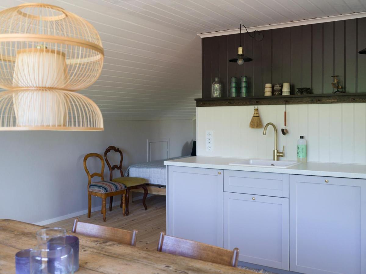 Lovely, Bright Apartment Overlooking Nature Фискебекскиль Экстерьер фото