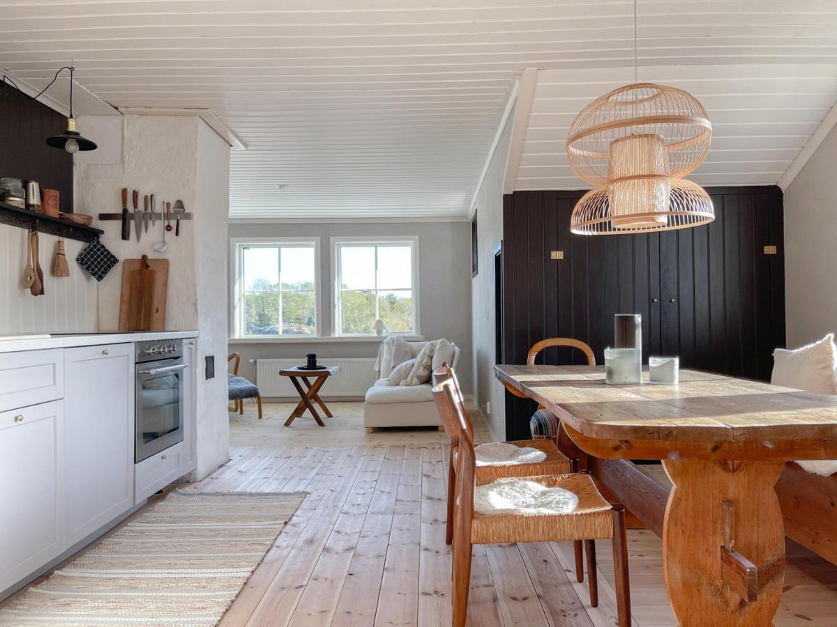Lovely, Bright Apartment Overlooking Nature Фискебекскиль Экстерьер фото
